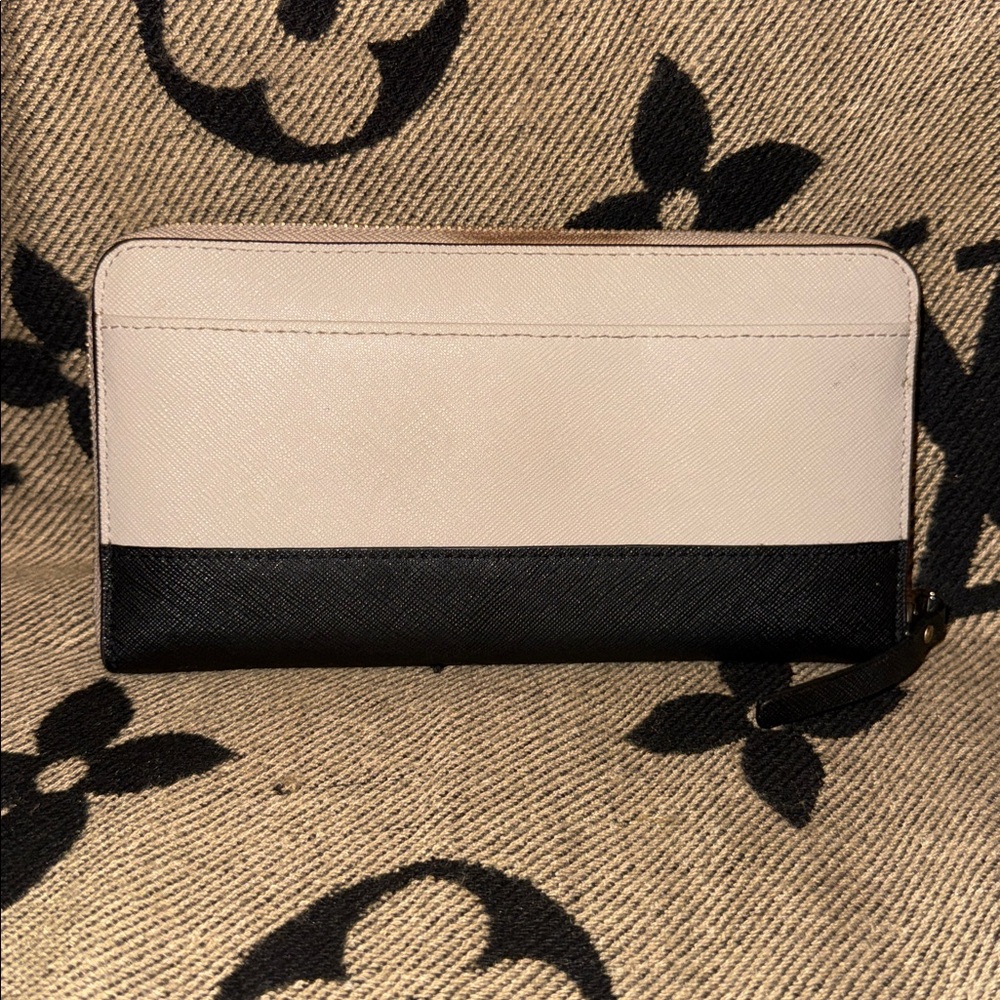 Kate Spade Black and Cream Colorblock Wallet - Picture 4 of 8